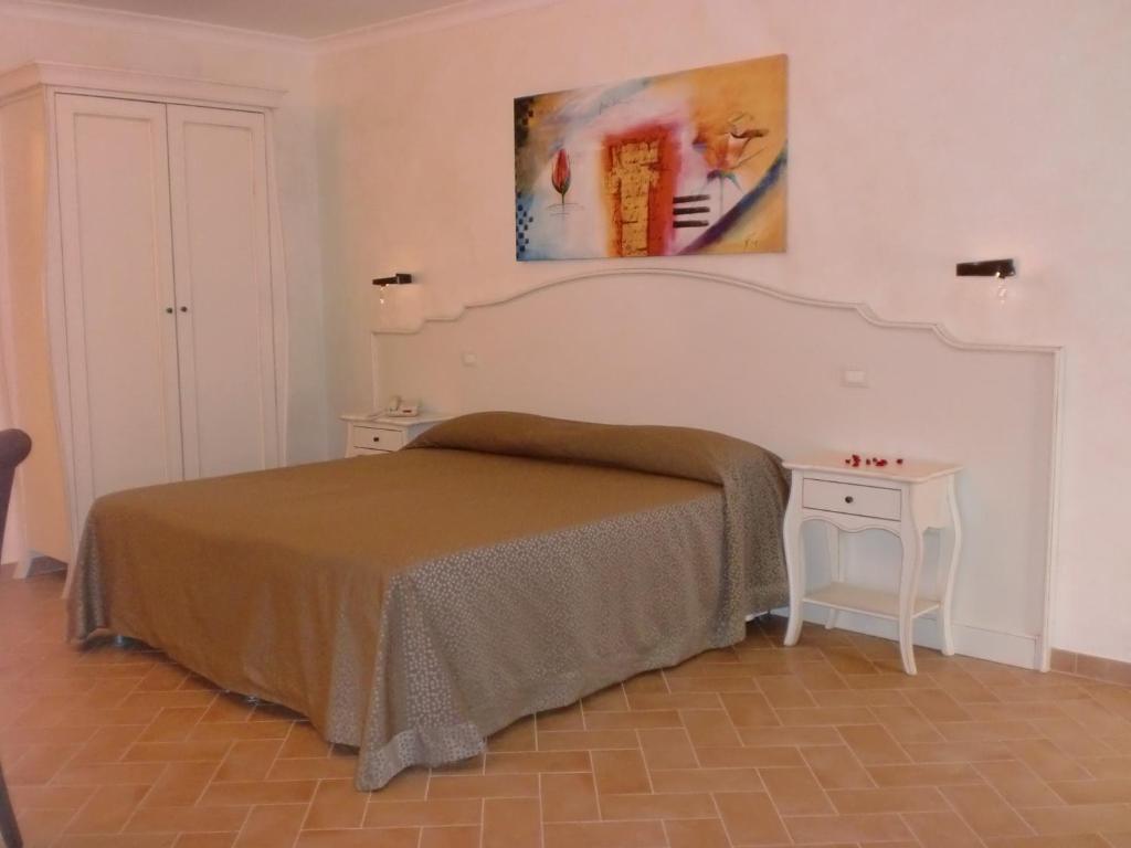 קרוביניו Relais Masseria Caselli חדר תמונה