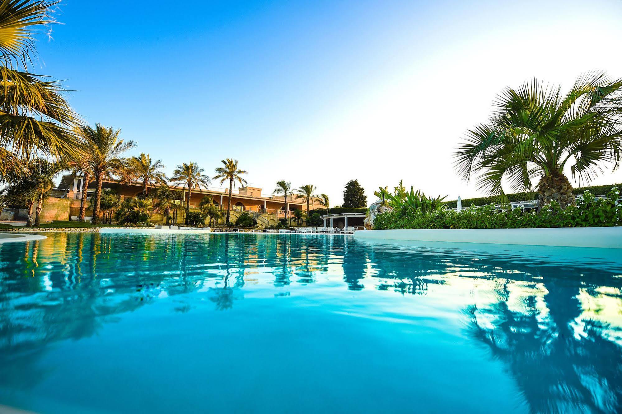 קרוביניו Relais Masseria Caselli מראה חיצוני תמונה